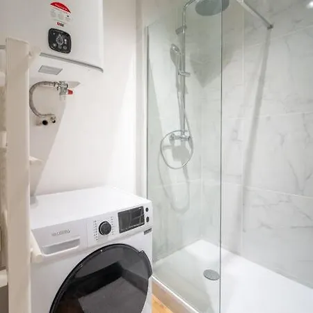 Apartment Equipe 3 Chambresterrasse Du Port