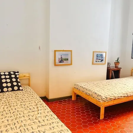 Tout Le Charme De L'ancien Marseillais Apartment Marseille