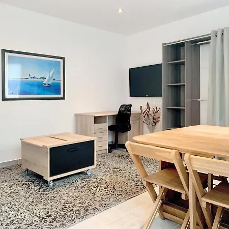 Charme Pittoresque Apartment