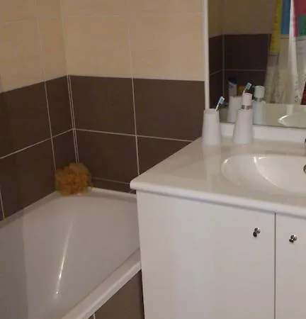 Apartment Le Village 76 M2 Climatisation 1Er Arrondissement Gare A Pied Box Parking Possible *