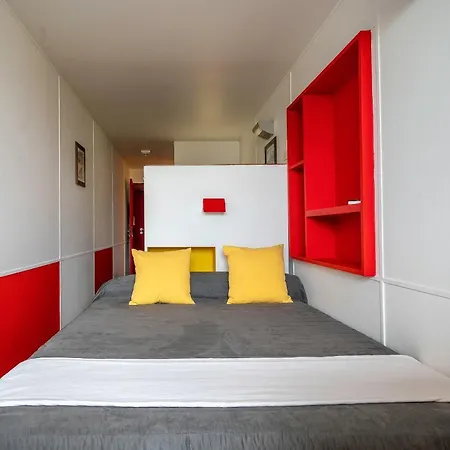 Le Corbusier