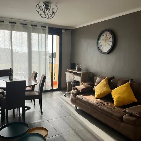 Sun Escape, Renove Climatise 3 Pieces 4-6 Pers, 350m De La Apartment Marseilles