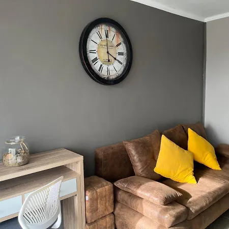 Sun Escape, Renove Climatise 3 Pieces 4-6 Pers, 350m De La Apartment Marseilles
