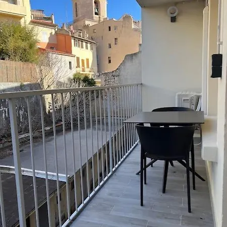 Apartment Nat@1313 *
