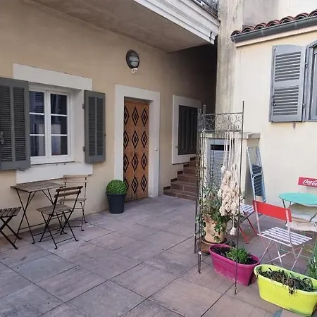 Apartment Studio Vieux Port Chez Fanette