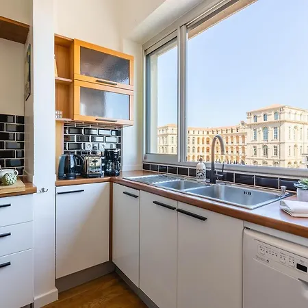 La Belle Vue - 65m2 Au Dernier Etage Avec Ascenseur * Marseille