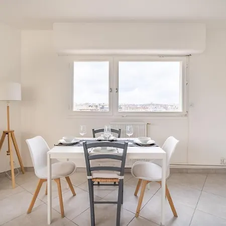 Bel Epure Et Minimaliste Pour 4 Pers A * Marseille