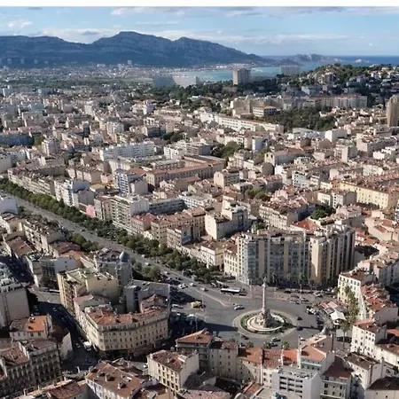 Beau Calme A Partager Apartment