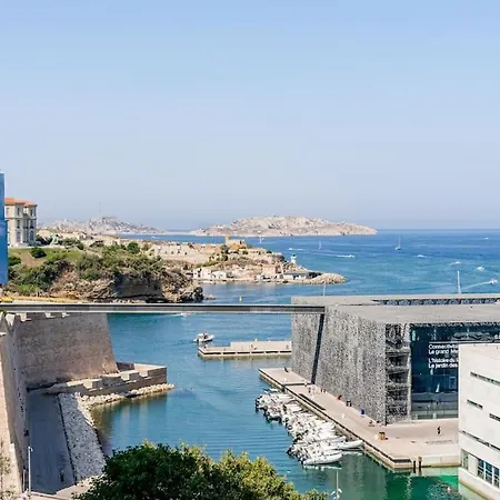 Marseille: Standing Vue Sur Mer Apartment *