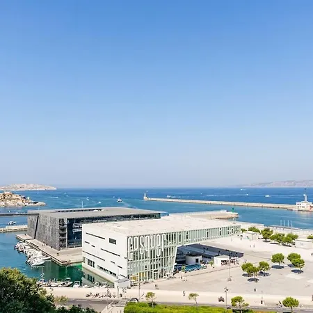 Marseille: Standing Vue Sur Mer Apartment *