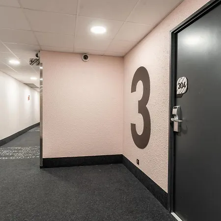 Ibis Centre Prado Velodrome 3*