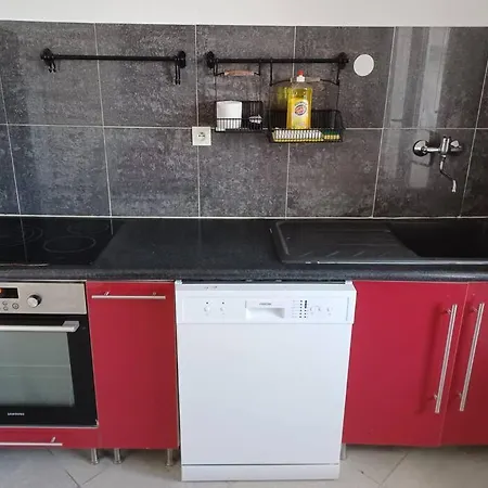 Spacieux Securisee, Garage Apartment Marseille