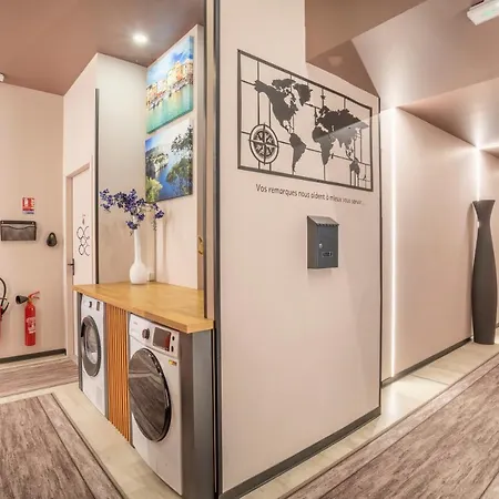 Adira Resid'marseille Vieux-port 2 Etoiles Apartment Marseille