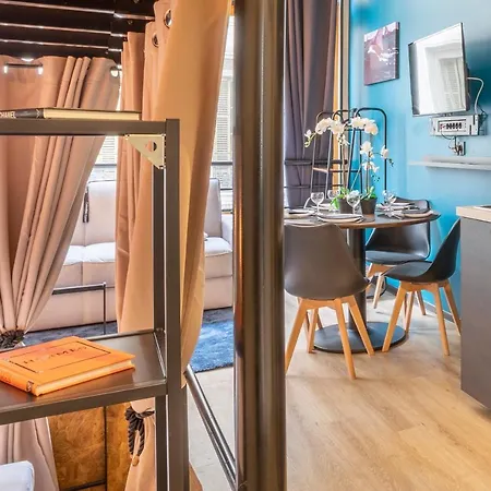 Apartment Adira Resid'marseille Vieux-port 2 Etoiles *