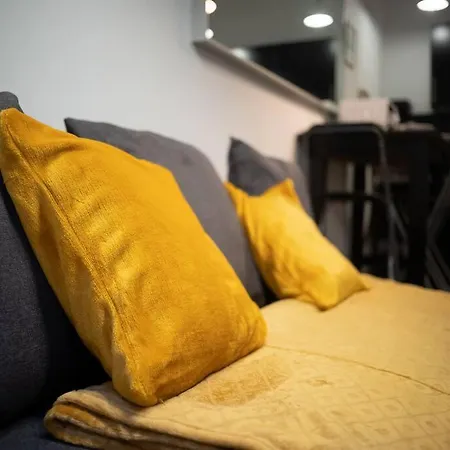 *appartement Climatise Au Coeur Du Vieux Port* Apartment *