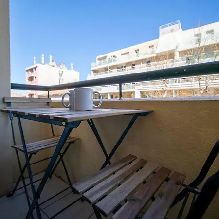 Equipe Balcon 4 Pers St Charles Marseille