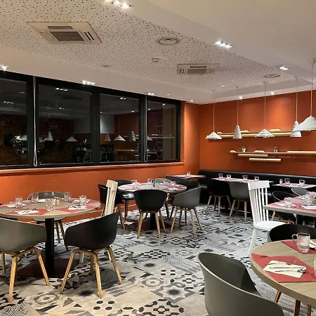 Hotel Novotel Centre Prado Vélodrome 4*