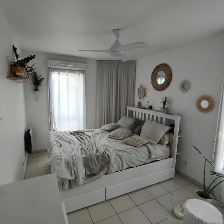 Apartment Au Pied Des Calanques, Nature, Plages A 6min, Parking, Bus Direct, Ideal Famille *