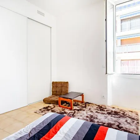 Homestay In In Marseille
