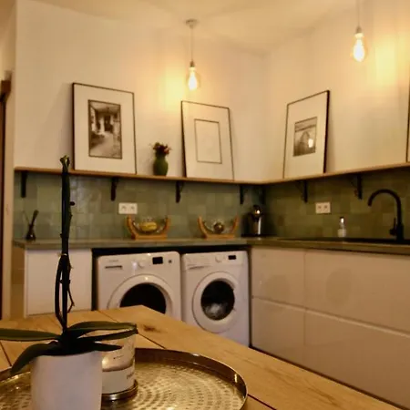 Chic And Nenwly Renovated - Location Apartment Marseille