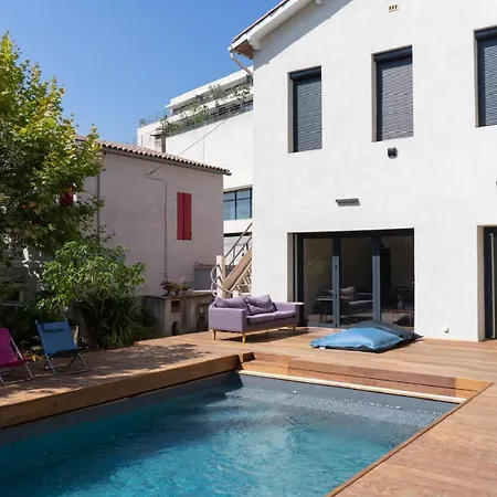 Le Petit Nid Des Chutes Lavies Maison d'hôtes *