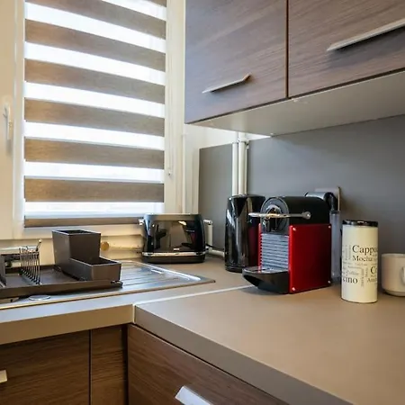 Apartment Le Forbin, Cosy Et Climatise Avec Balcon Marseille