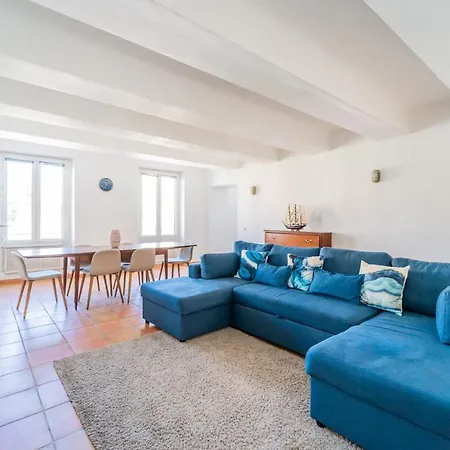 Magnifique 105m2 Au Coeur Du Vieux-port Apartment