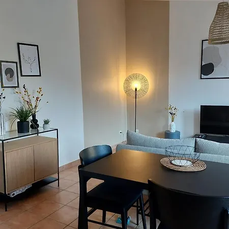 Nest With Sea View In The Heart Of The Panier Apartment *