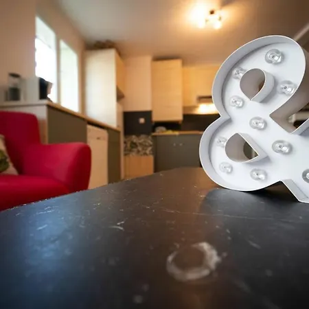 Apartment 2 Au Coeur De *