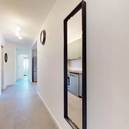 4 8 Couchages Avec Exterieur Apartment Marseille