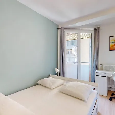 4 8 Couchages Avec Exterieur Apartment