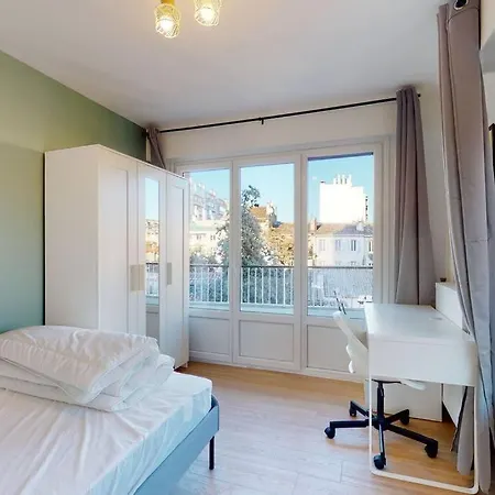 Apartment 4 8 Couchages Avec Exterieur *