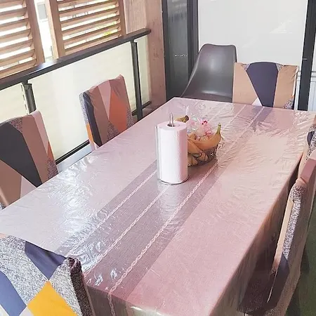 Ideal Friends & Family - Hypercentre - Plage 3km - Balcon - Spatieux- Parking Prive