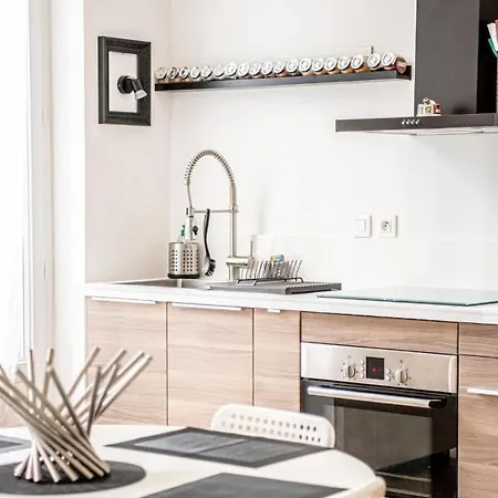 Apartamento Grand 2 Avec Balcon Parc Longchamp *