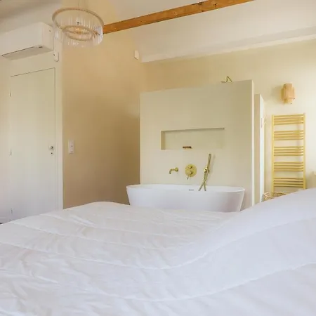 Holiday home Charming Mediterranean House Wifi Netflix Primevideo