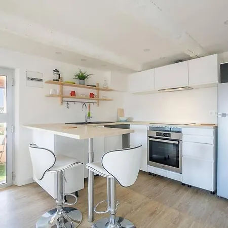 Villa La Bellevue Bord De Jusqu'a 8 Pers Marseille