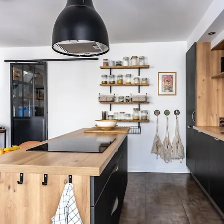 Apartment 90m2 Renove - Terrasse En Plein Coeur De Marseille