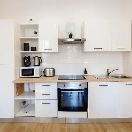 Apartment 15 Minutes Du Vieux Port, Confort Et Espace Au Calme Du Palais Longchamp *