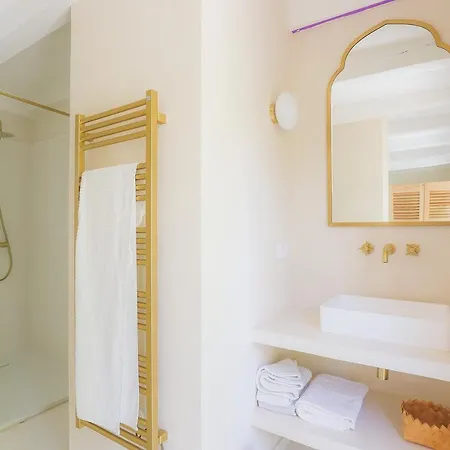 Charming Mediterranean House Wifi Netflix Primevideo Holiday home