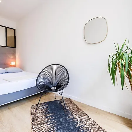 15 Minutes Du Vieux Port, Confort Et Espace Au Calme Du Palais Longchamp Apartment Marseille