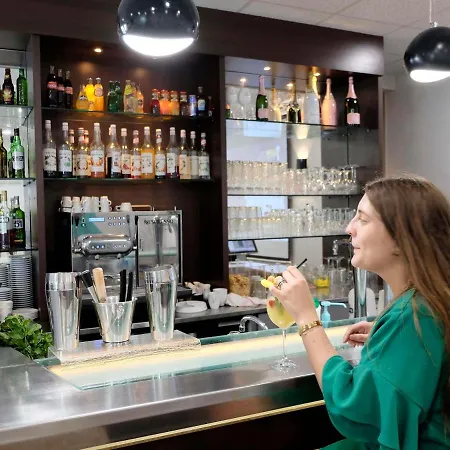 Novotel Est Porte D'aubagne Ξενοδοχείο 4*
