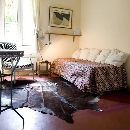 Providencia Bed & Breakfast *