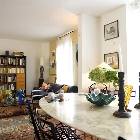 Providencia Bed & Breakfast *