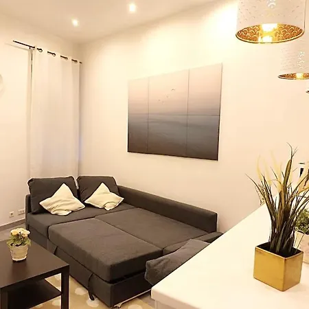 Gare Saint Charles Apartment