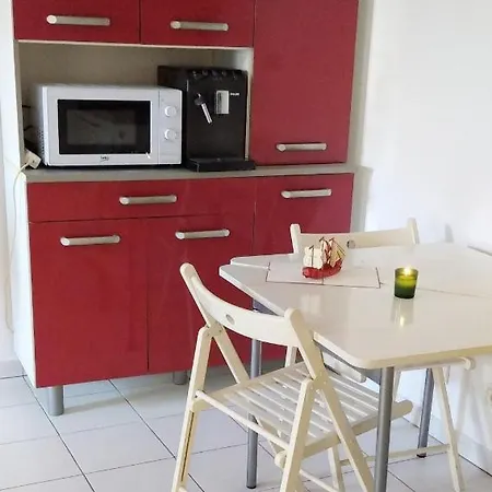 Castellane 15 Minute Velodrome Vieux-port Homestay *