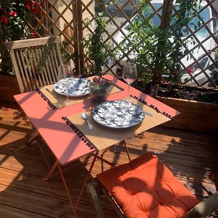 Oustaou Acces Piscine Homestay Marseille