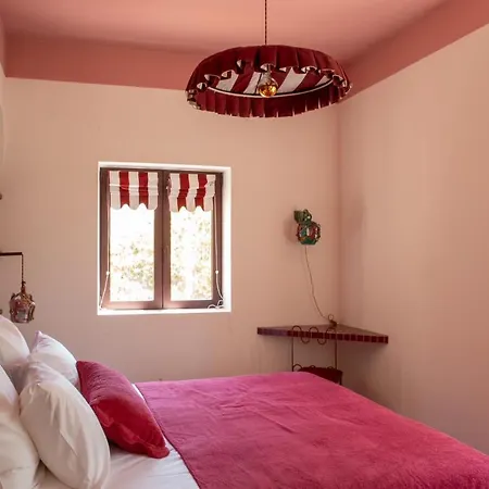 Les De La Releve Bed & Breakfast *