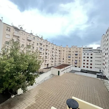 Cosy En Centre-ville Apartment