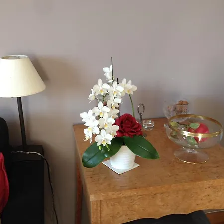 Bed & Breakfast La Petite Maison 2*