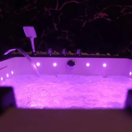 Pavillon En Loft 87 M 10e, Jacuzzi